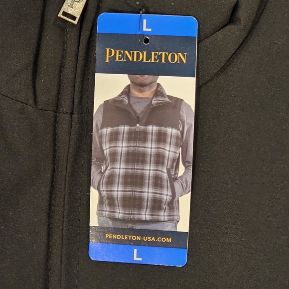 Pendleton Black and Gray Plaid Men's Wool Blend Vest Size Large - Picture 2 of 15